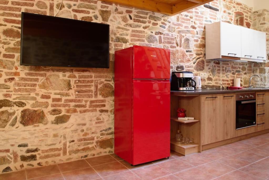 Ferienwohnung Lavrio Stone House 5 Min From The Centre/Port Exterior foto