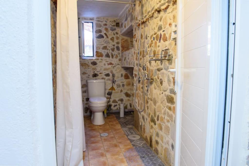 Ferienwohnung Lavrio Stone House 5 Min From The Centre/Port Exterior foto